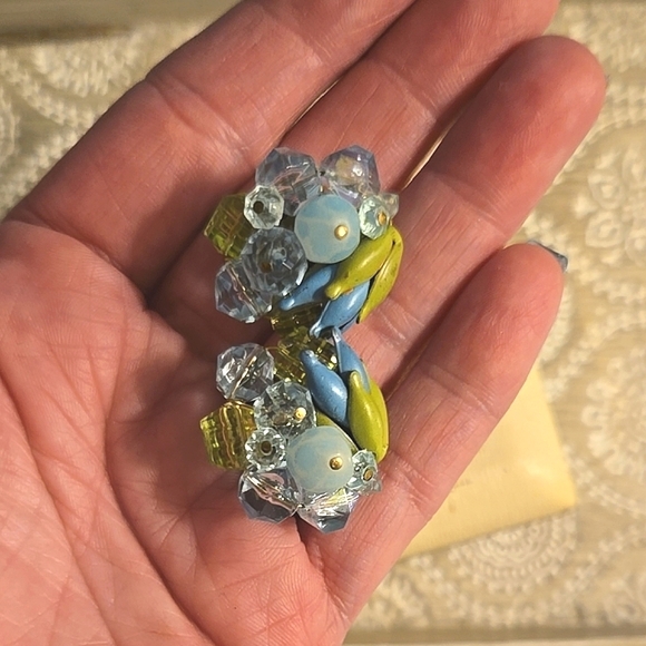 Vintage Beaded Cluster Earrings made in West Germany - Picture 2 of 7